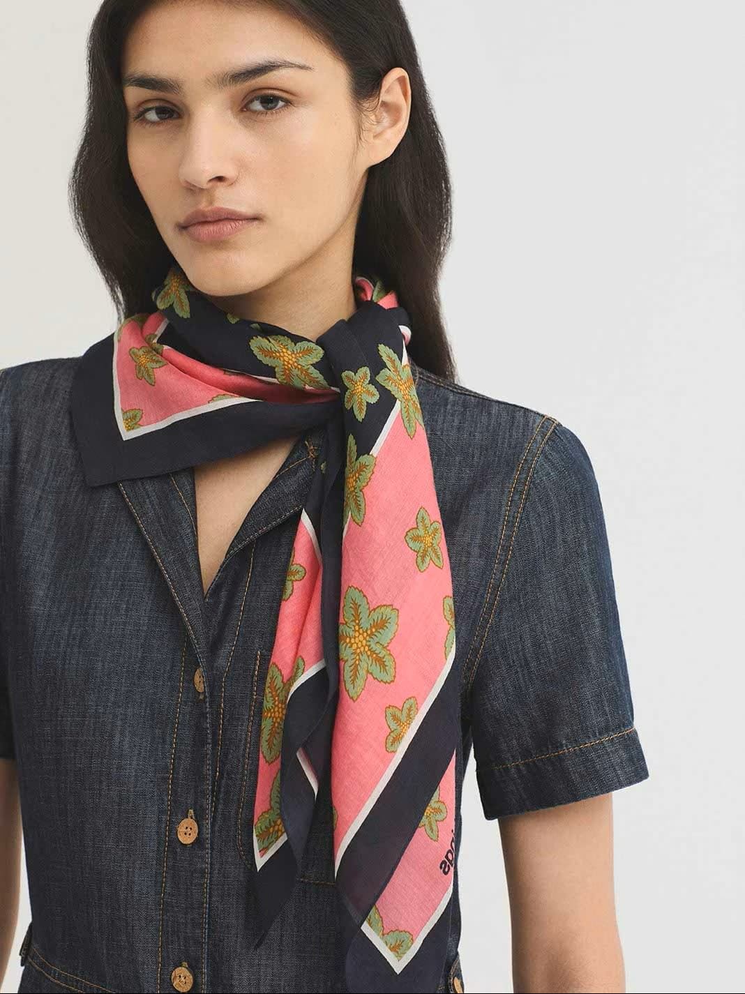 Pañuelo Star Flowers - Imagen 1